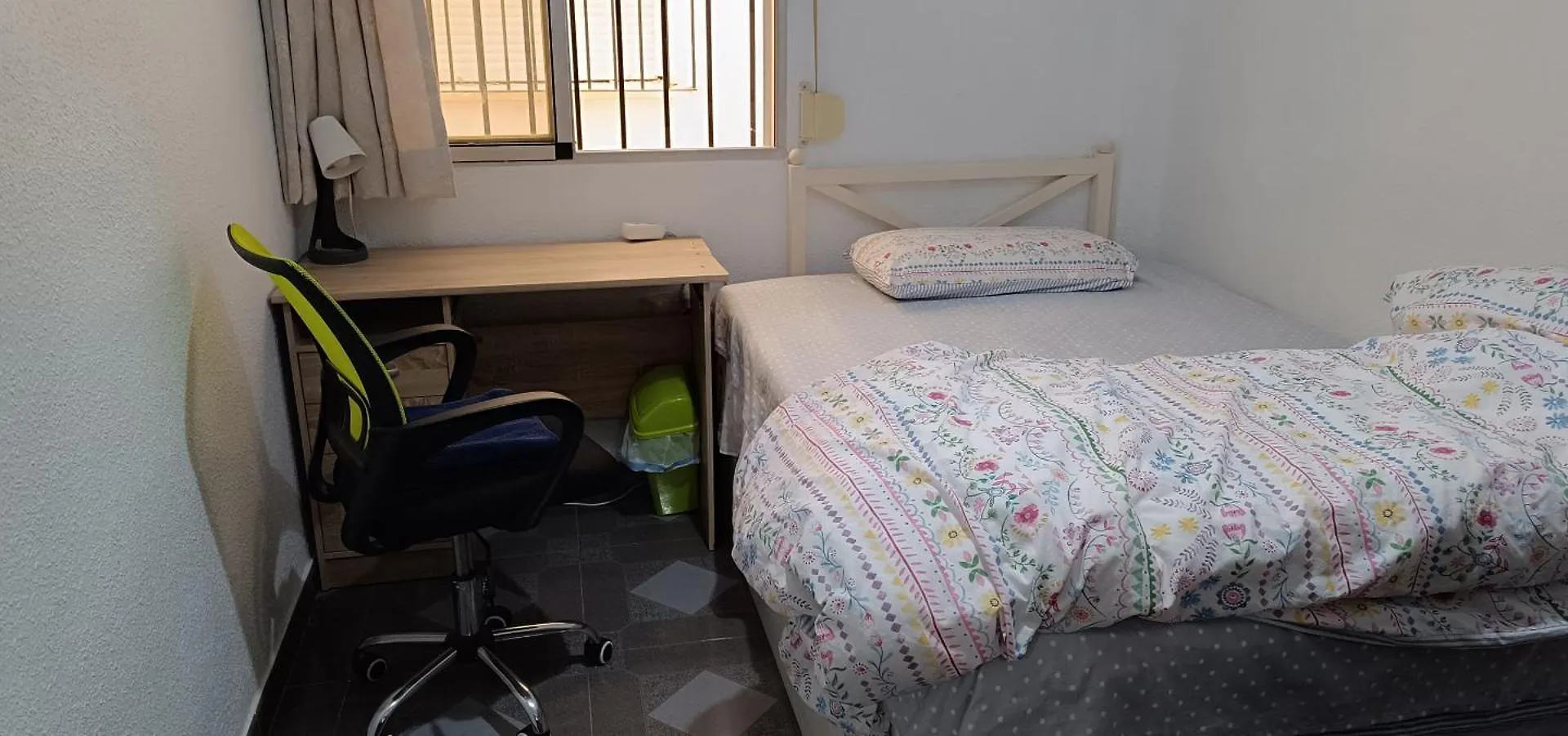Kaz Bedrooms Malaga Hiszpania