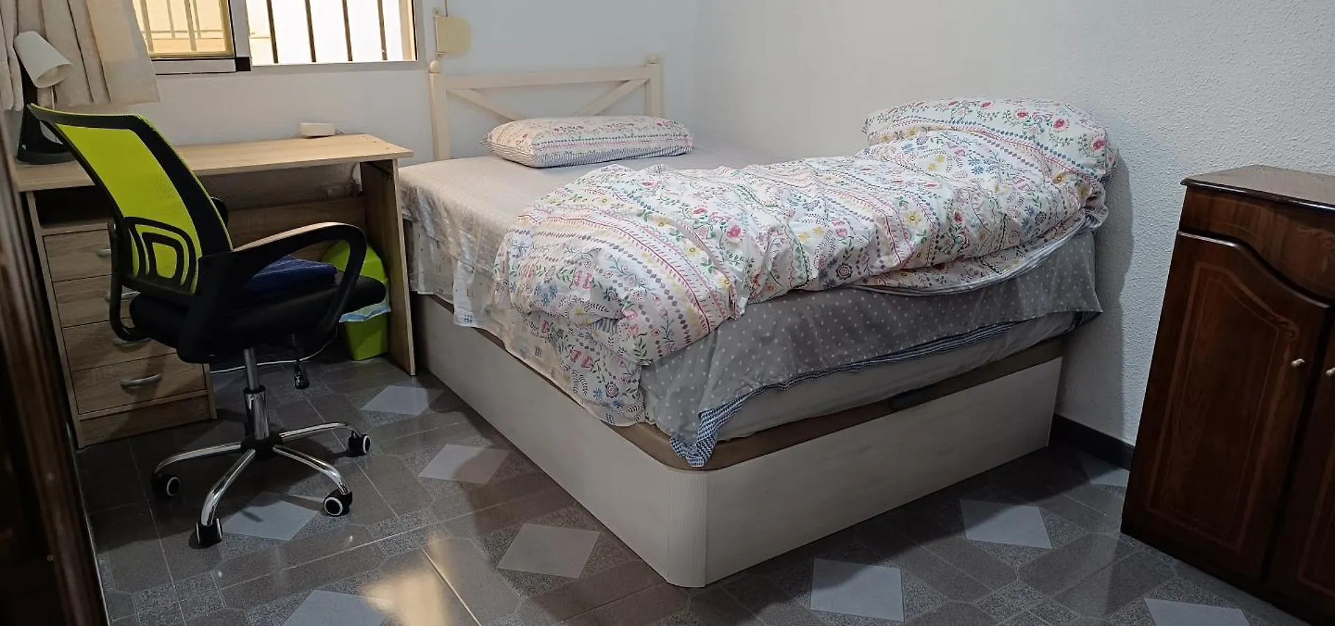 Lägenhet Kaz Bedrooms Málaga